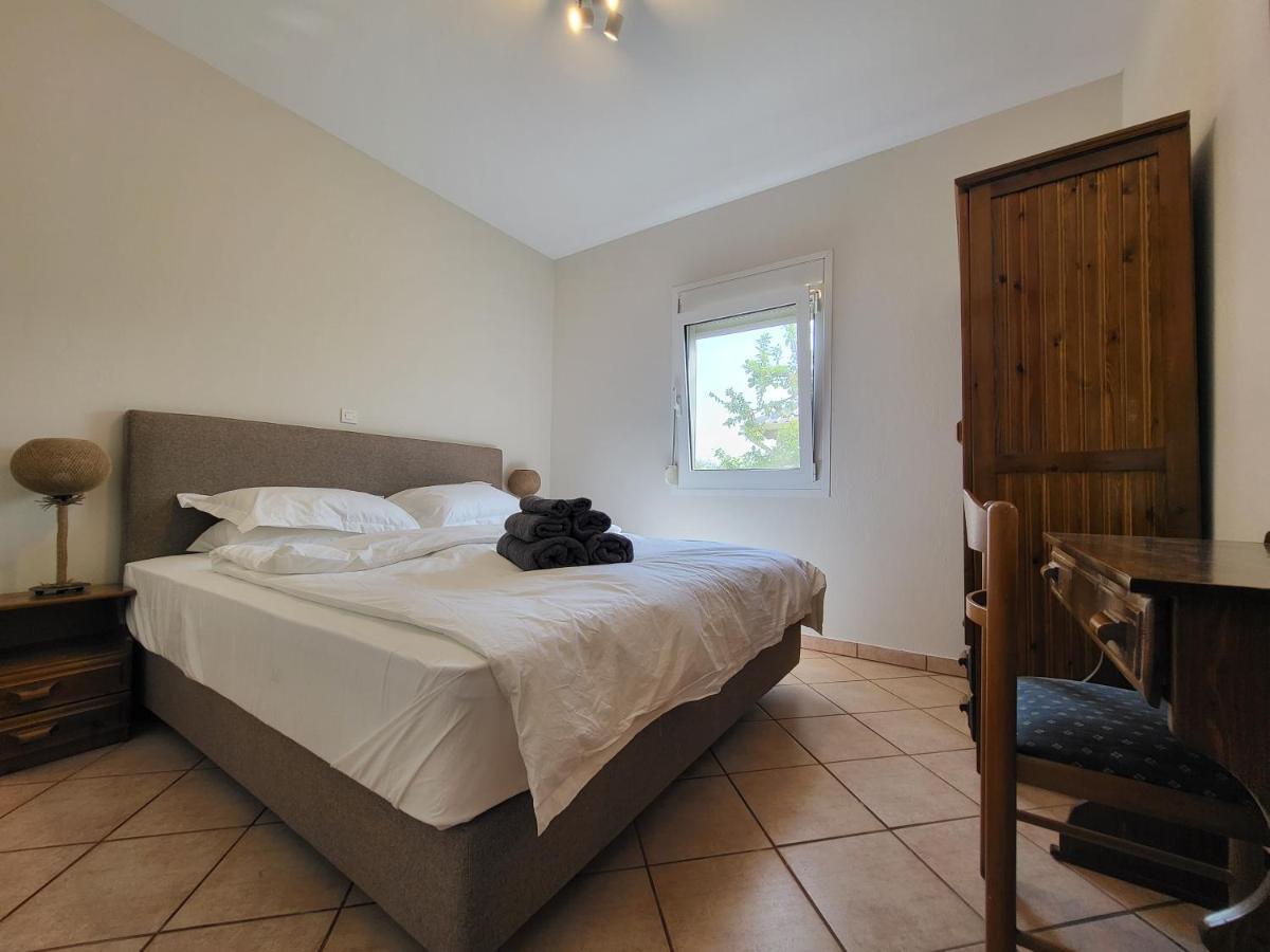 Ioannis Houses - Gemuetliches Ferienhaus Im Olivenhain Skala Potamia  Bagian luar foto