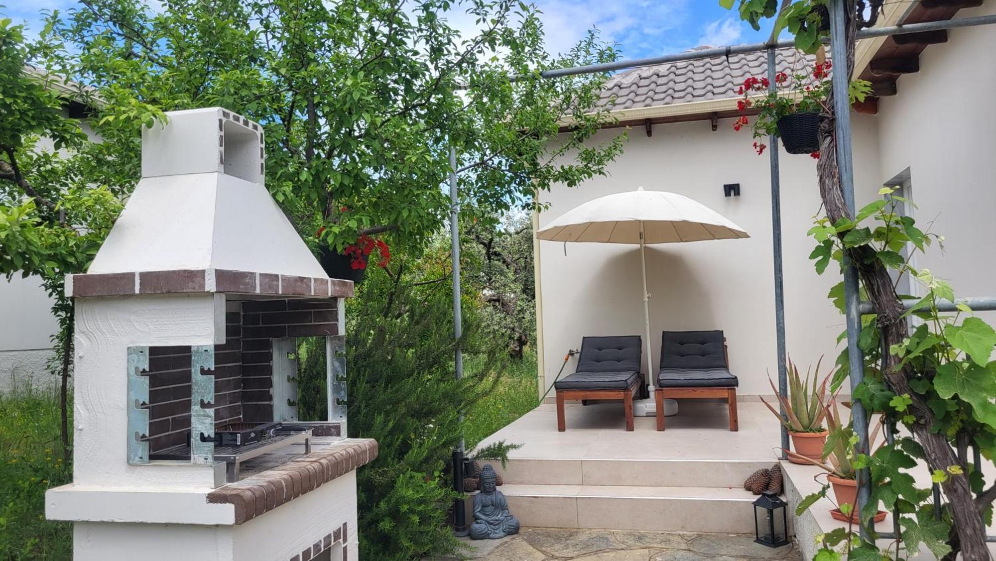 Ioannis Houses - Gemuetliches Ferienhaus Im Olivenhain Skala Potamia  Bagian luar foto
